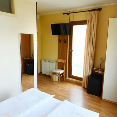 Casa Antonelli 马尔切西内