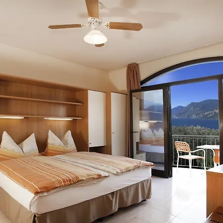 Casa Antonelli 2* 马尔切西内